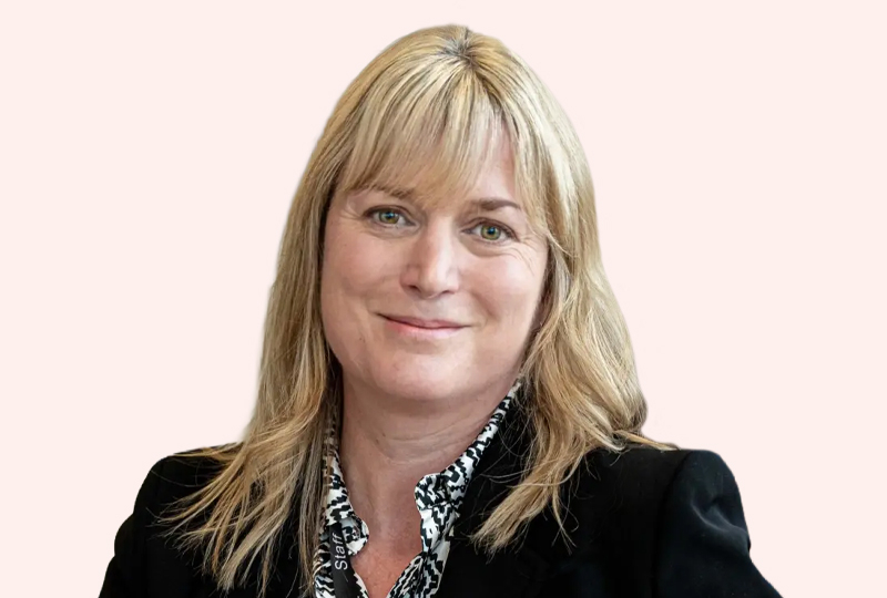 Headshot of Georgina Barnard