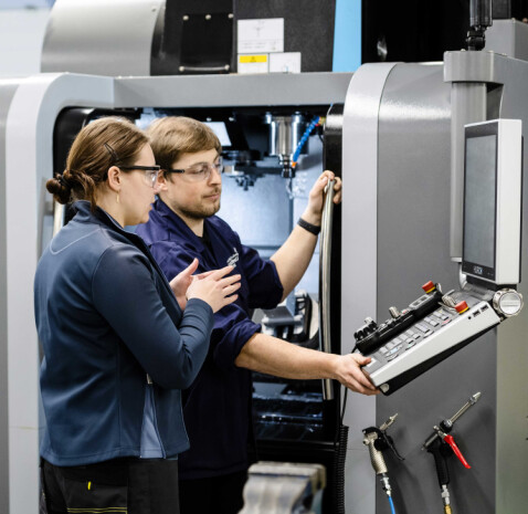 Indian Institutes of Technology: Premier League of Engineering Education in India Indian Institutes of Technology: Premier League of Engineering Education in India